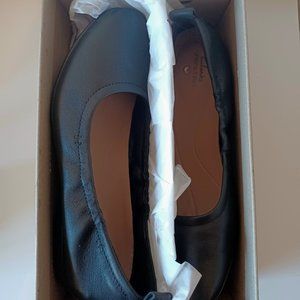 NIB Clarks black ballet shoes Size 8